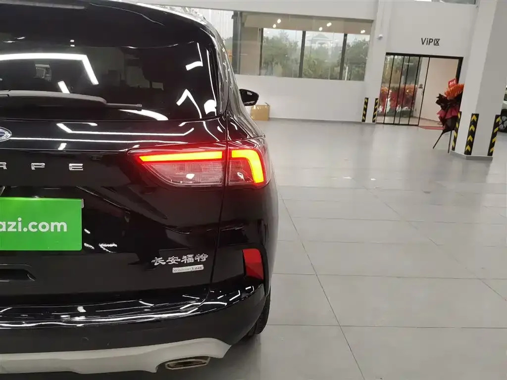 Ford Escape 2021 из CN, фото 8