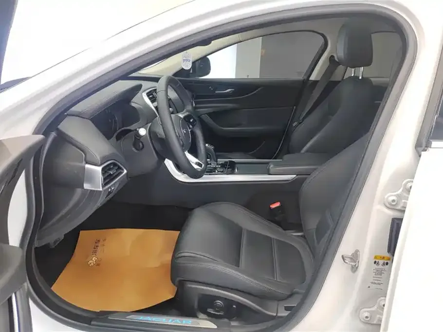 Jaguar XEL 2021 из CN, фото 9