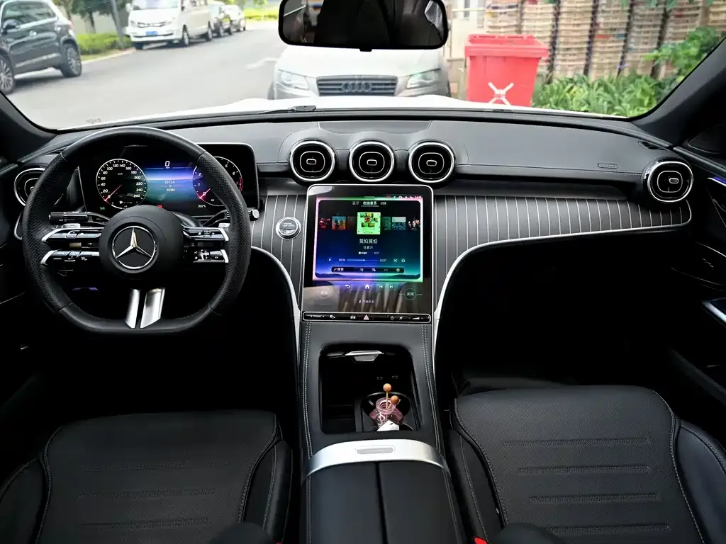 Mercedes-Benz C-Class 2023 из CN, фото 10