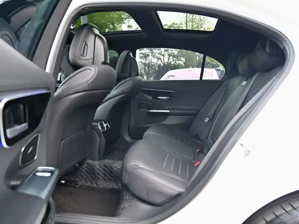 Mercedes-Benz C-Class 2023 из CN, фото 7