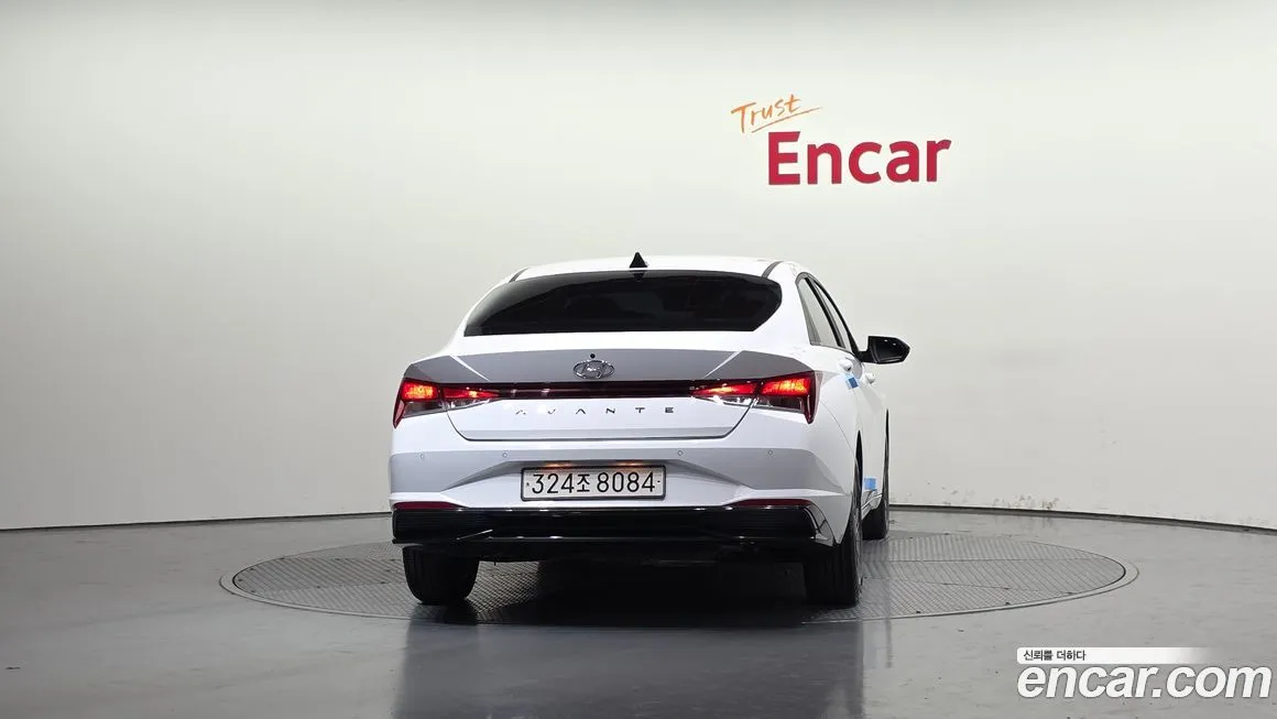 Hyundai AVANTE 2023 из KR, фото 4