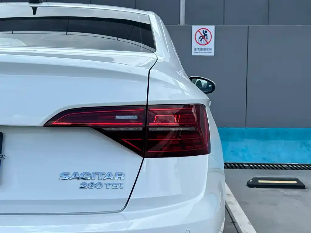 Volkswagen Sagitar 2022 из CN, фото 10