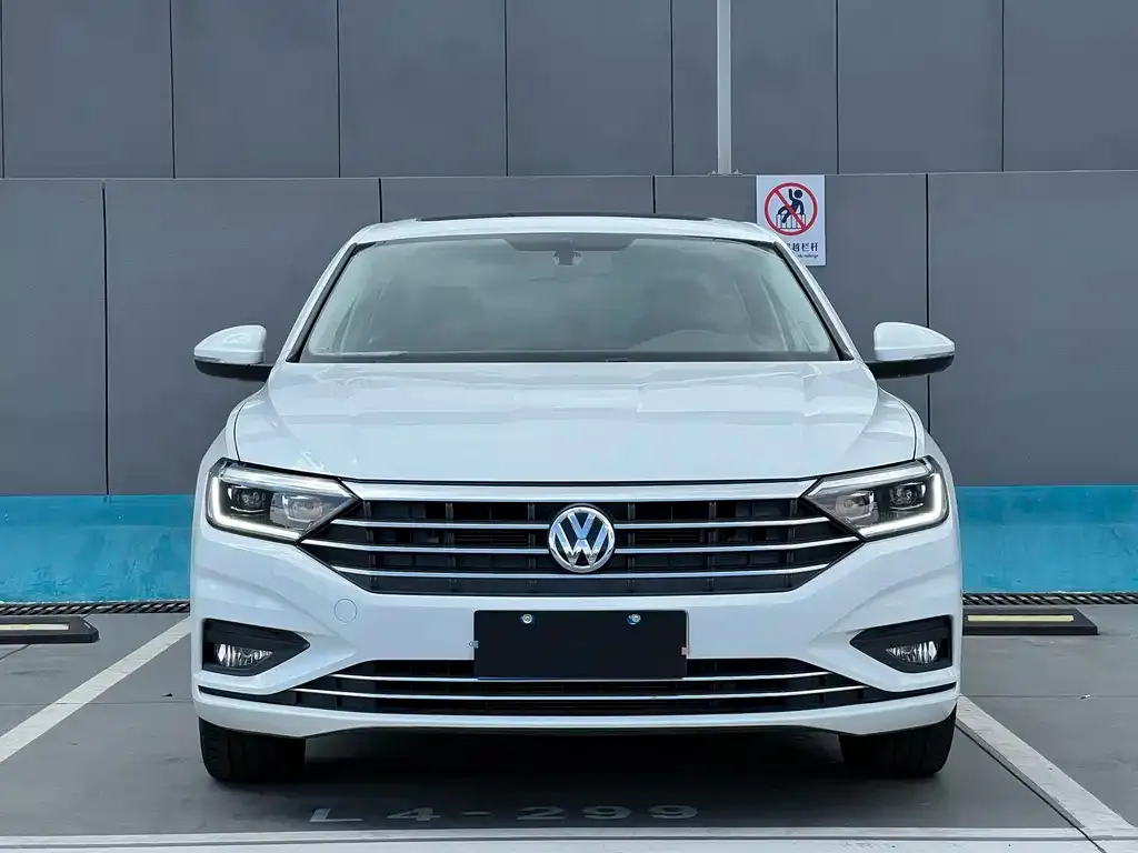 Volkswagen Sagitar 2022 из CN, фото 2