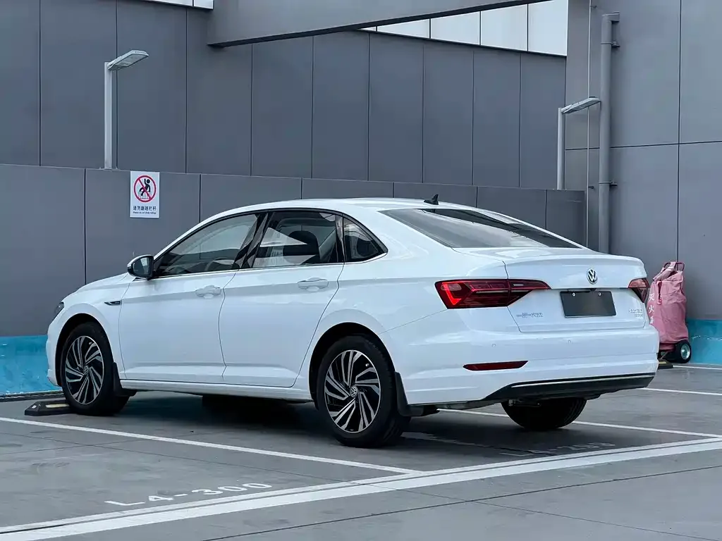 Volkswagen Sagitar 2022 из CN, фото 4