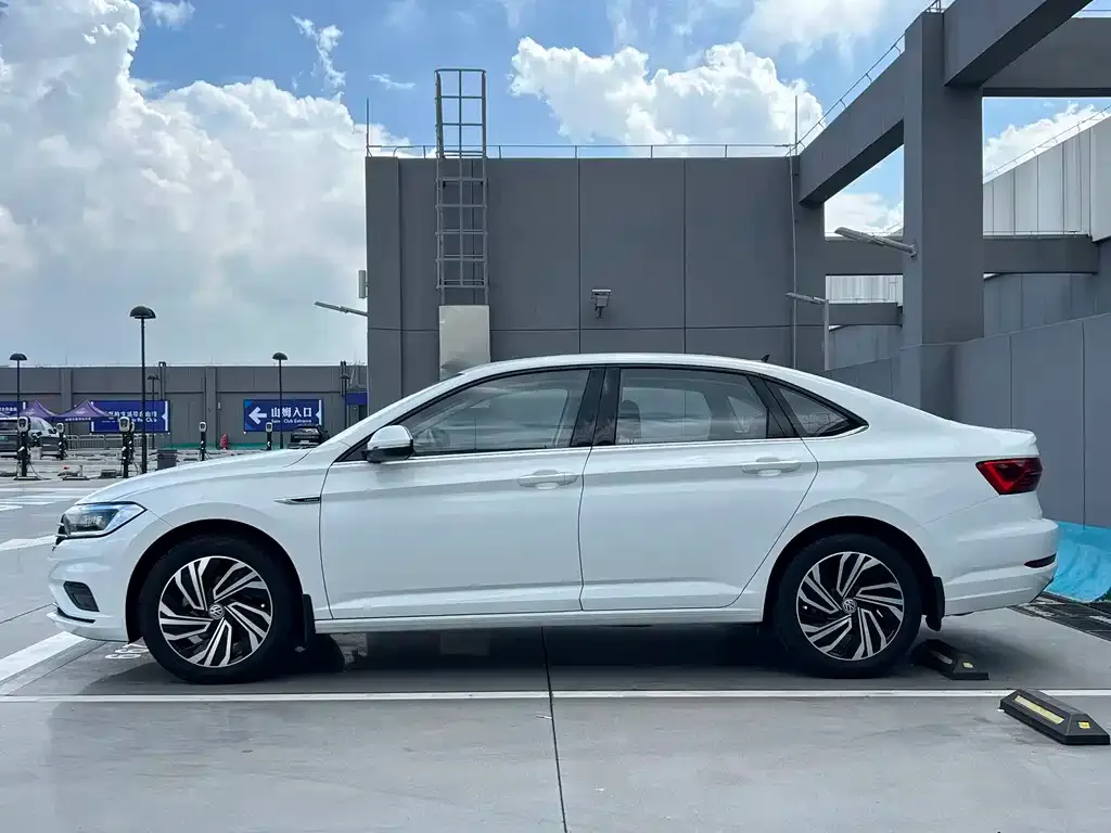 Volkswagen Sagitar 2022 из CN, фото 7