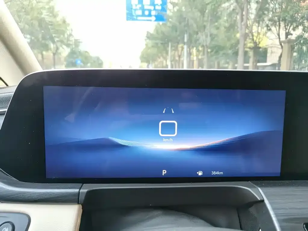 Buick GL8 2024 из CN, фото 7
