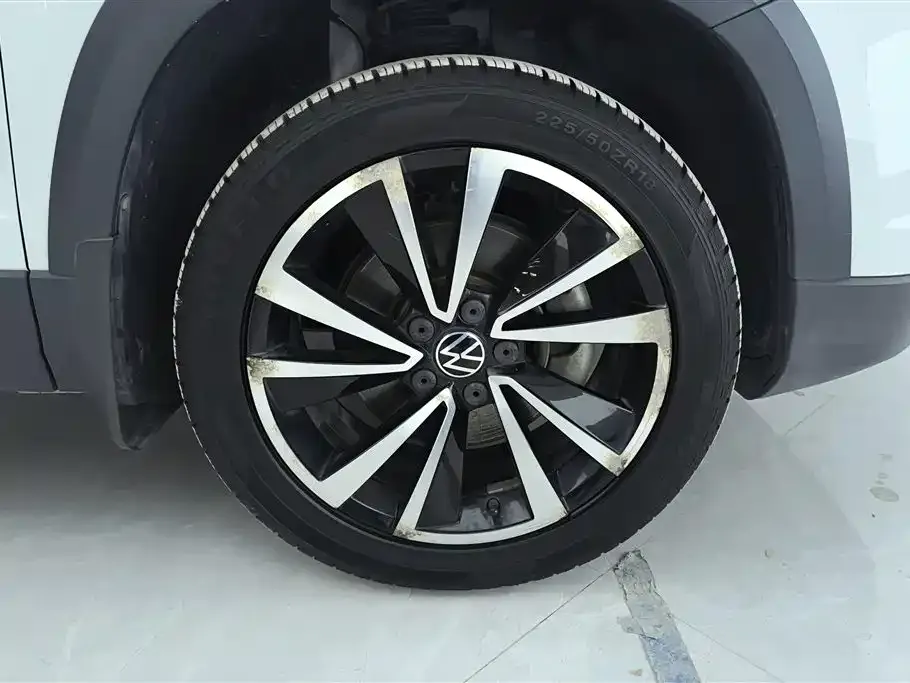 Volkswagen Tharu 2021 из CN, фото 8