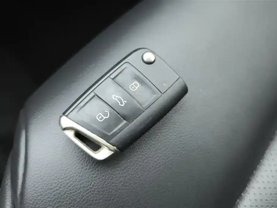 Volkswagen Tharu 2021 из CN, фото 9