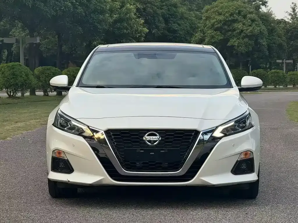Nissan Teana 2022 из CN, фото 2