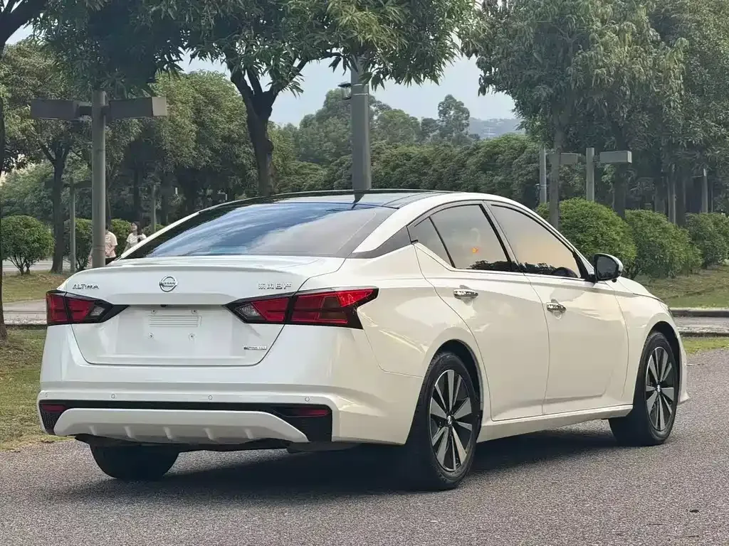 Nissan Teana 2022 из CN, фото 4