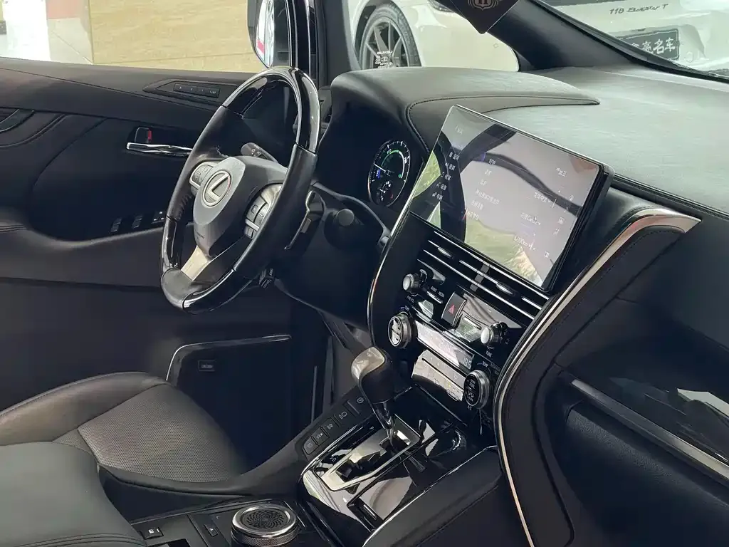Lexus LM 2022 из CN, фото 10