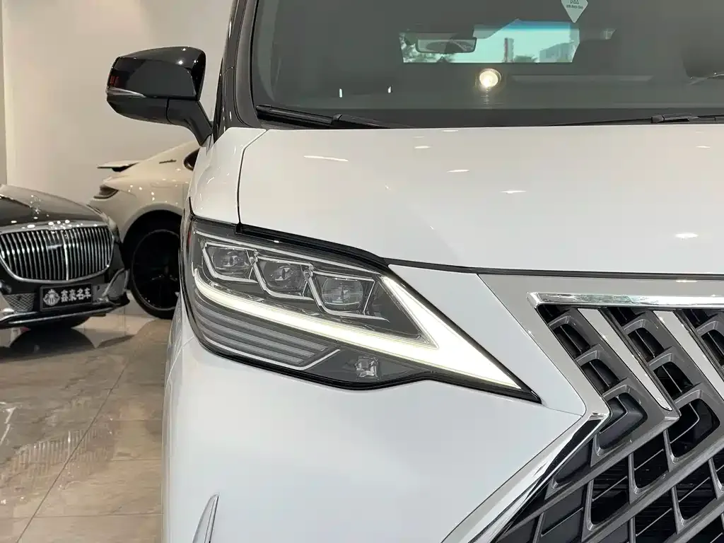 Lexus LM 2022 из CN, фото 3