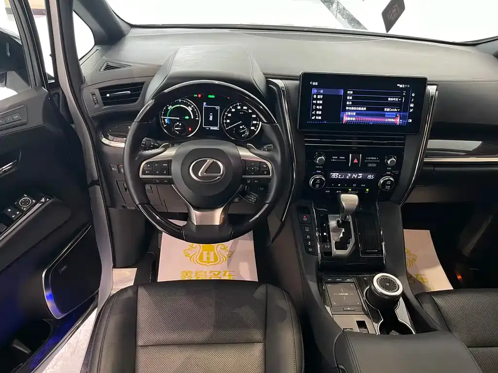 Lexus LM 2022 из CN, фото 8