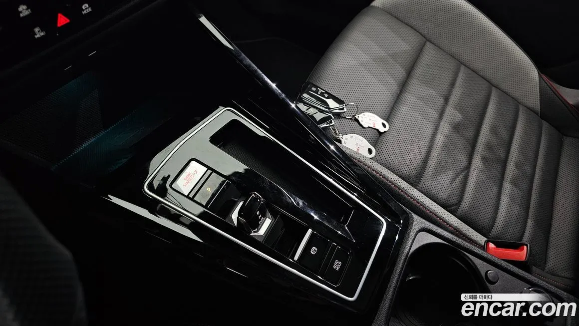 Volkswagen Golf 2024 из KR, фото 9