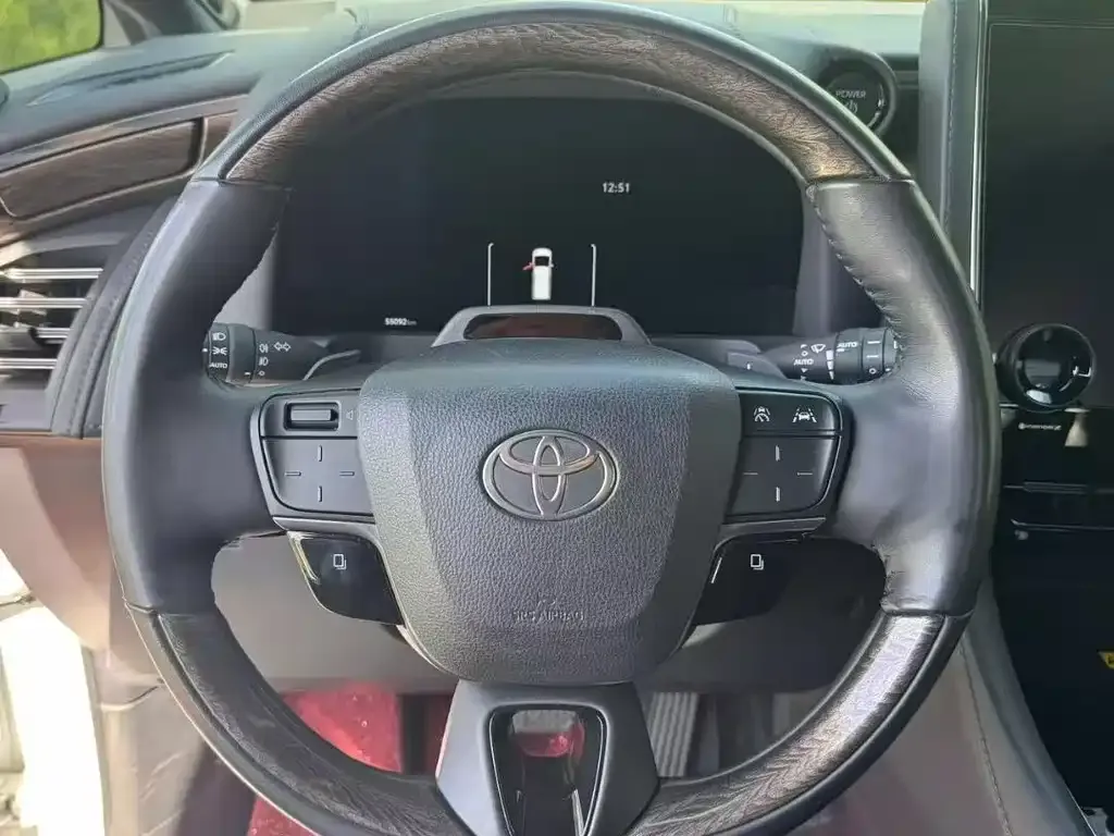 Toyota Alphard 2023 из CN, фото 9
