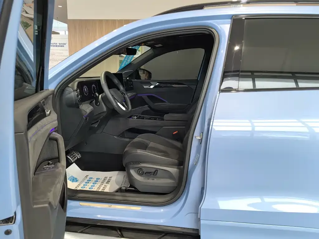 Volkswagen Tiguan L 2024 из CN, фото 10