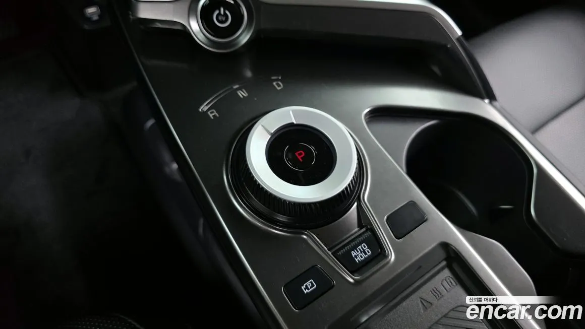 Kia EV6 — фото 9