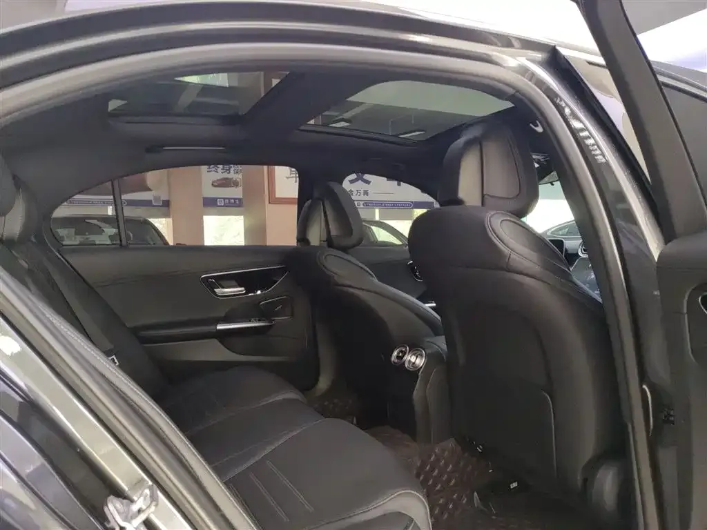 Mercedes-Benz C-Class 2023 из CN, фото 5