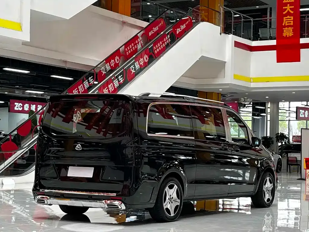 Mercedes-Benz Vito 2024 из CN, фото 8