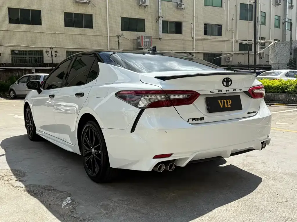 Toyota Camry 2022 из CN, фото 6