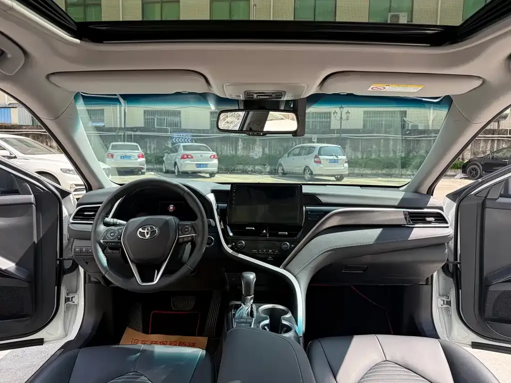 Toyota Camry 2022 из CN, фото 7