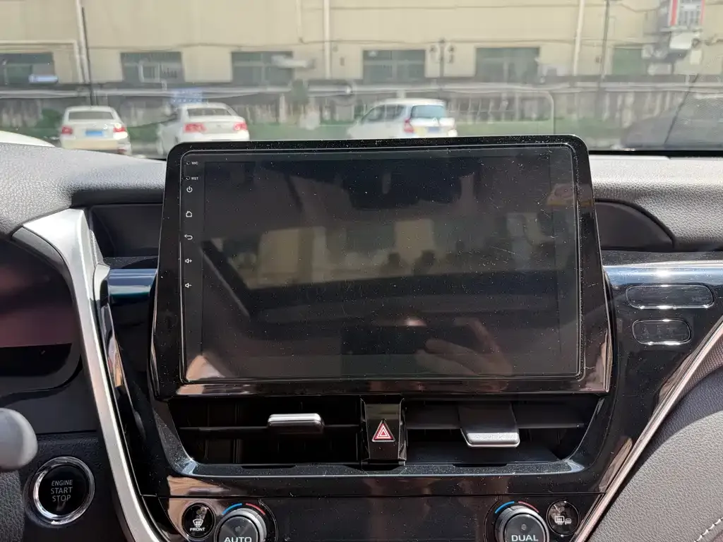 Toyota Camry 2022 из CN, фото 8