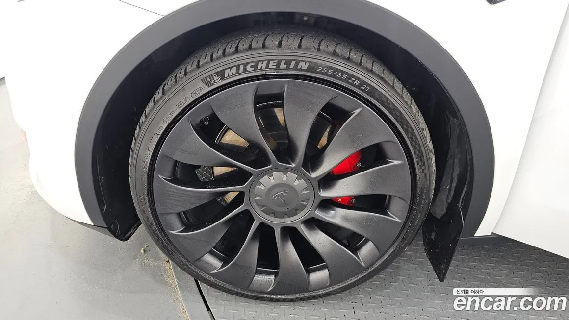 Tesla Model Y 2022 из KR, фото 5