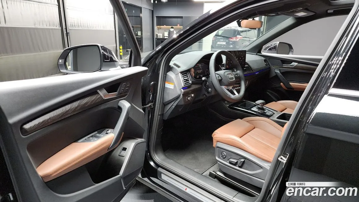 Audi Q5 2023 из KR, фото 10