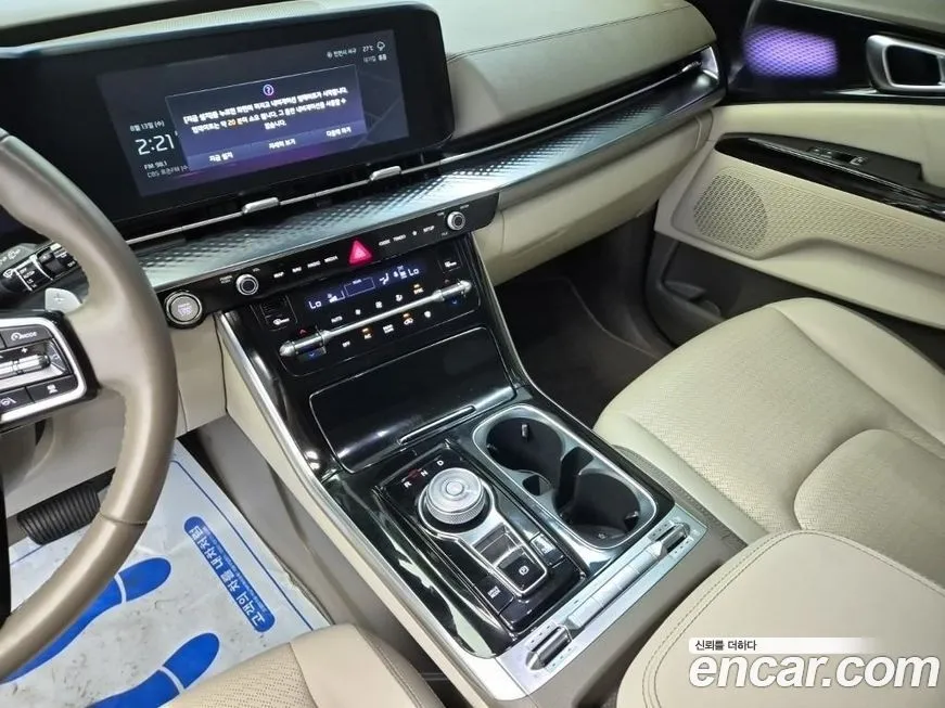 Kia Carnival — фото 10