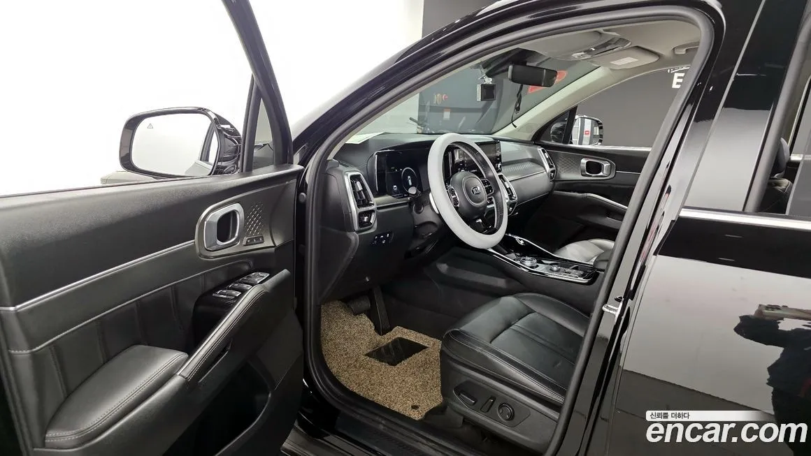 Kia Sorento — фото 10