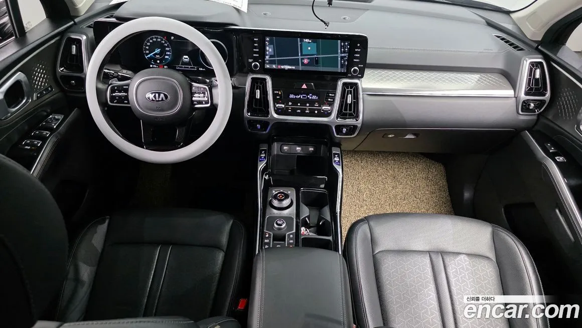Kia Sorento — фото 7