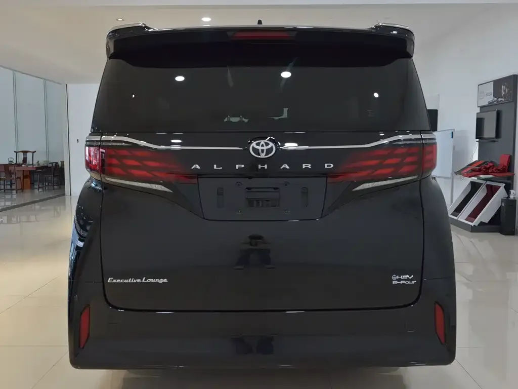 Toyota Alphard — фото 6