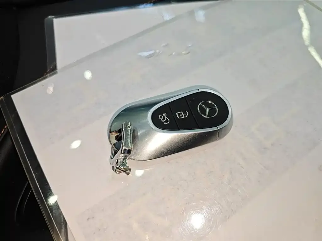 Mercedes-Benz GLC 2023 из CN, фото 9