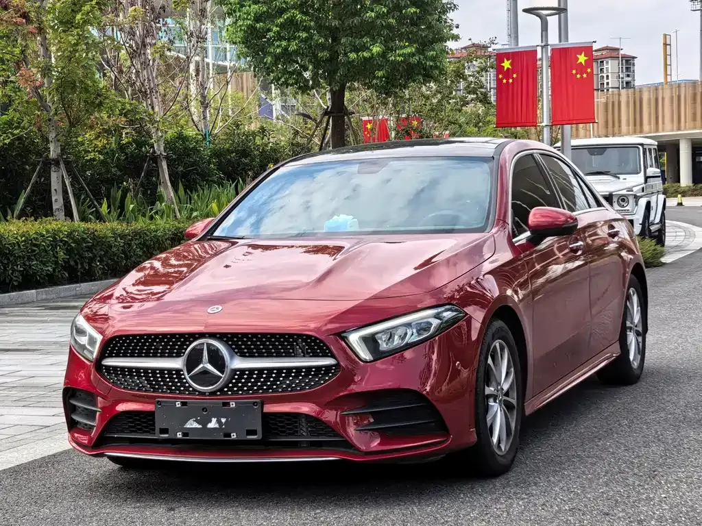 Mercedes-Benz A-Class — фото 1