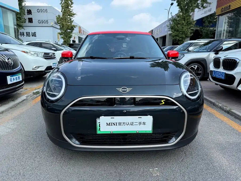 [object Object] MINI COOPER EV 2024 из CN, фото 2