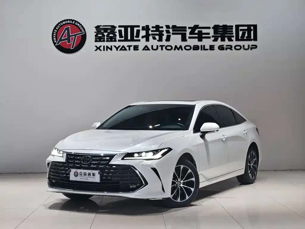 Toyota Avalon 2022 из CN, фото 1