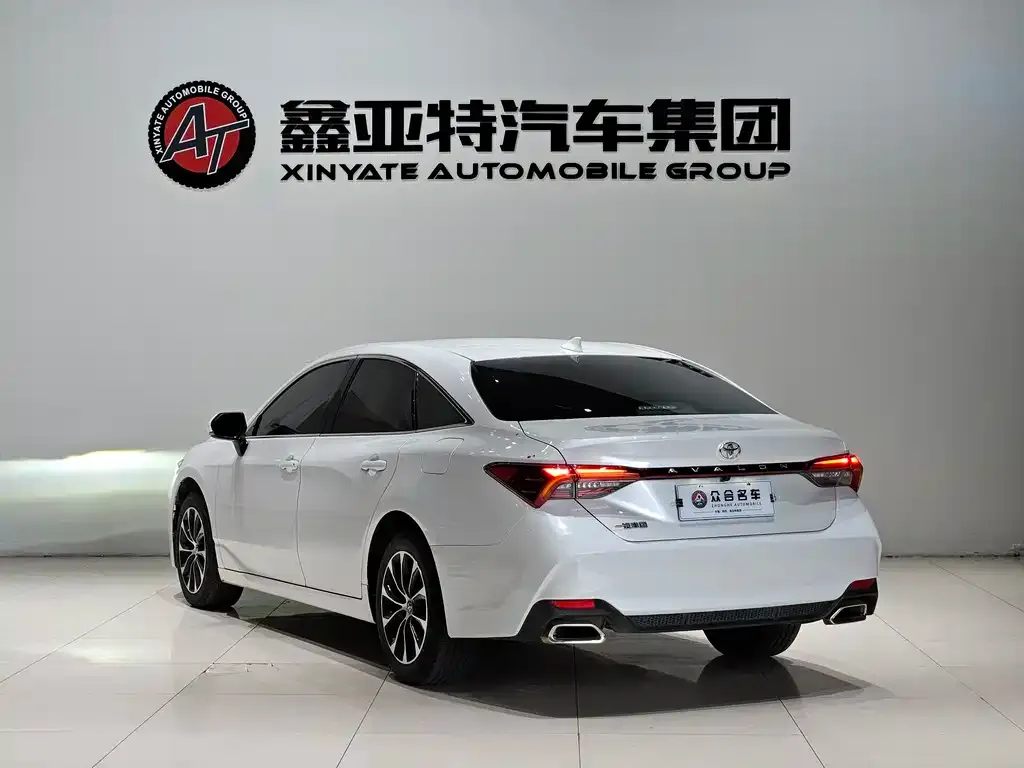 Toyota Avalon 2022 из CN, фото 5