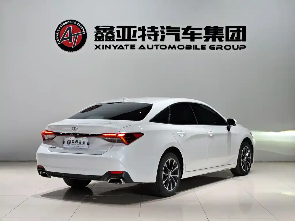 Toyota Avalon 2022 из CN, фото 7