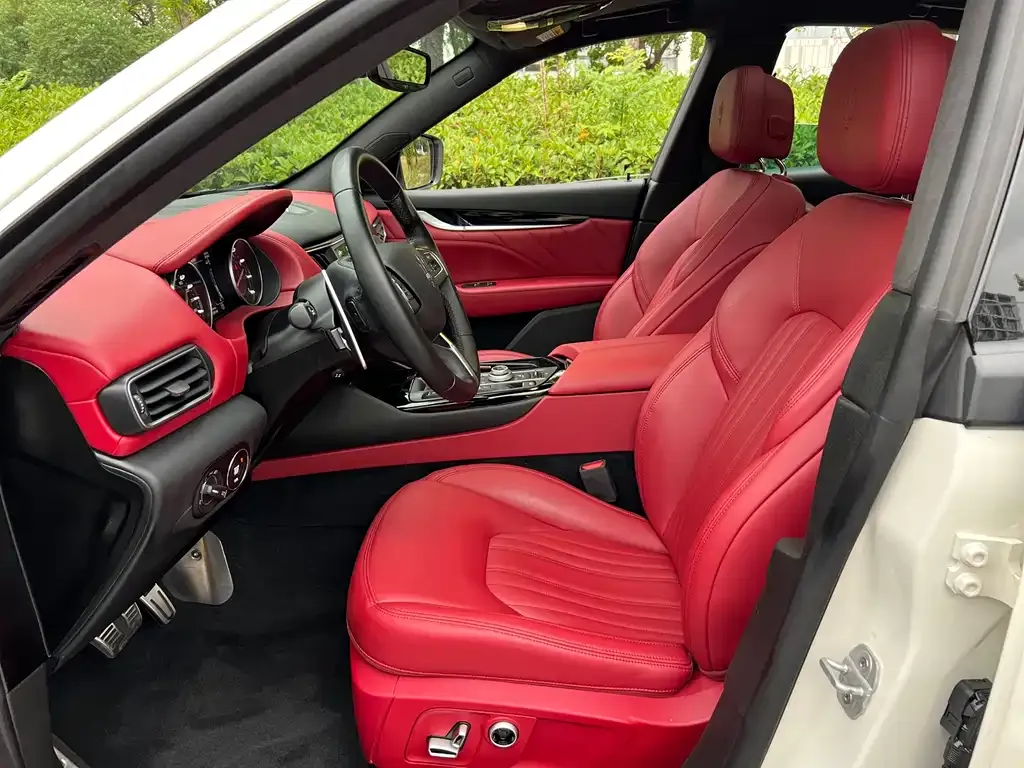 Maserati Levante 2021 из CN, фото 10
