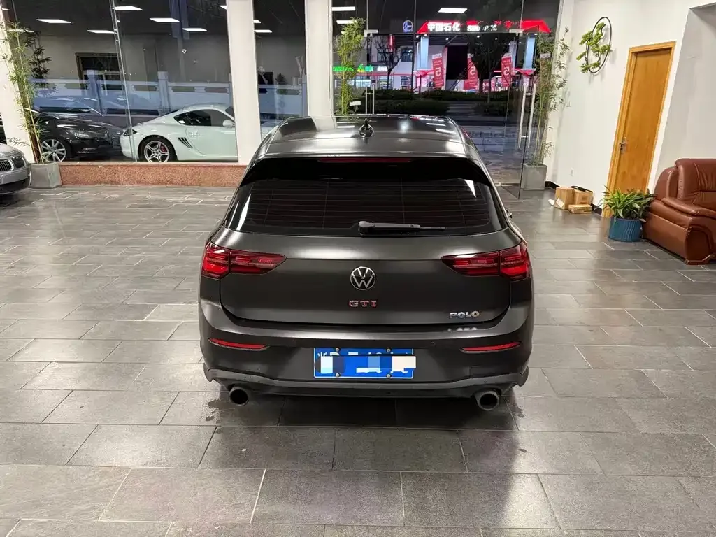 Volkswagen Golf GTI 2023 из CN, фото 10