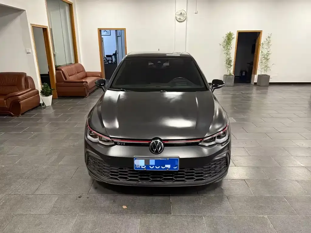 Volkswagen Golf GTI 2023 из CN, фото 2