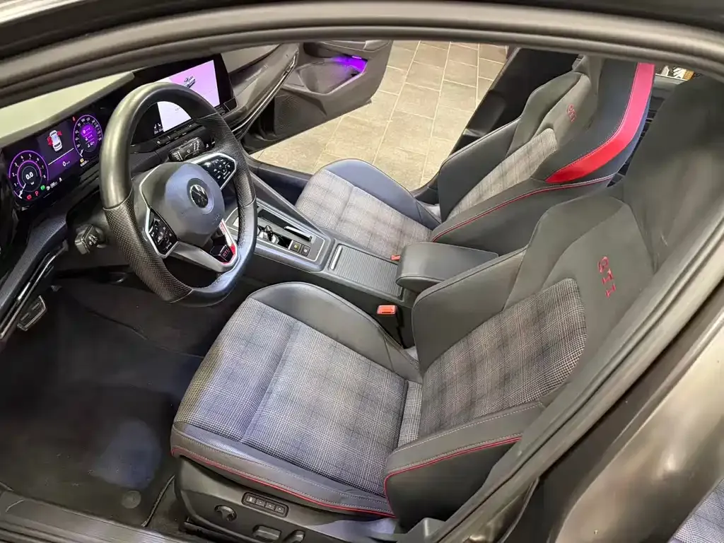 Volkswagen Golf GTI 2023 из CN, фото 6