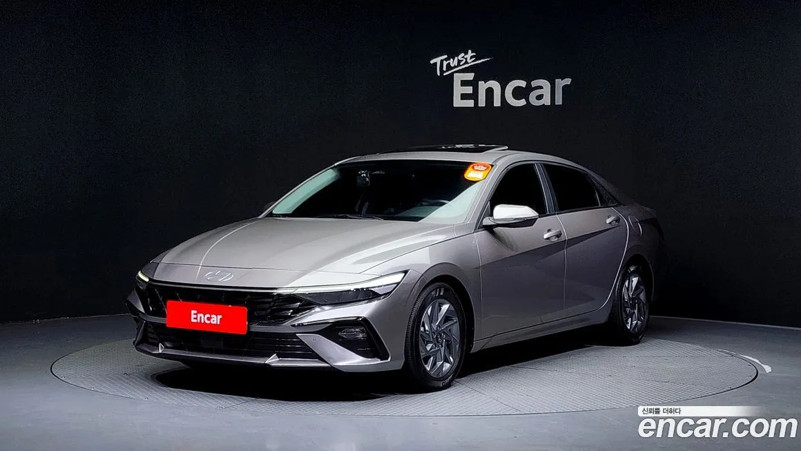 Hyundai AVANTE — фото 1