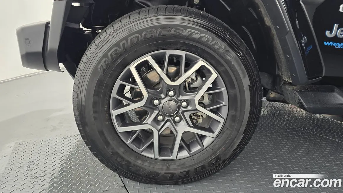 Jeep Wrangler 2021 из KR, фото 5