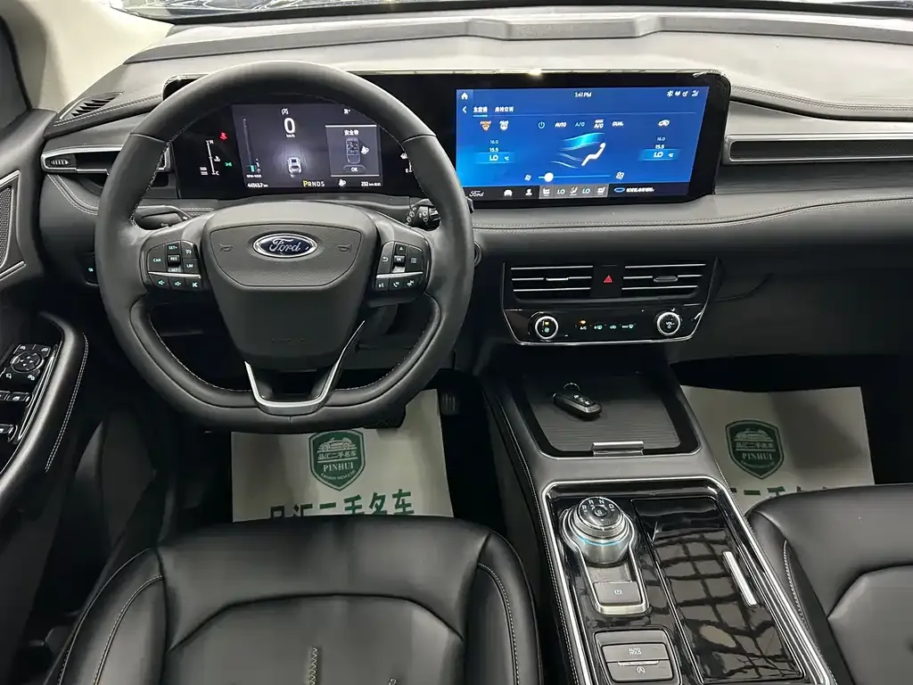 Ford Edge — фото 7