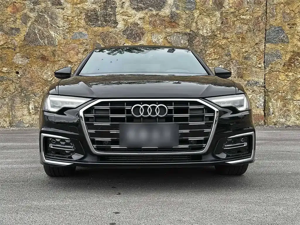 Audi A6L — фото 10