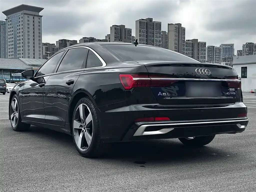 Audi A6L — фото 7