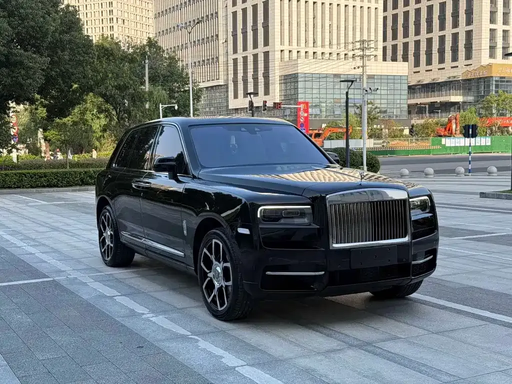 Rolls-Royce Cullinan 2023 из CN, фото 3