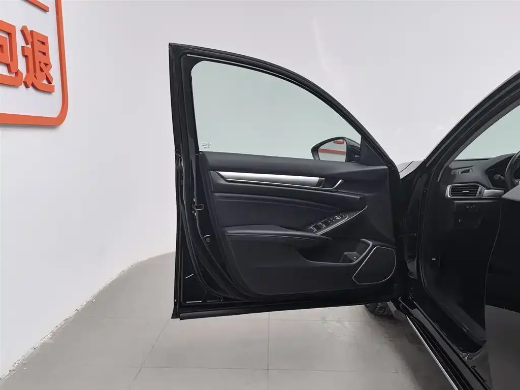 Honda Accord 2023 из CN, фото 8