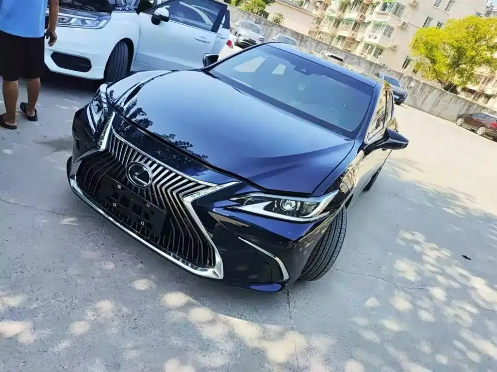 Lexus ES 2021 из CN, фото 1